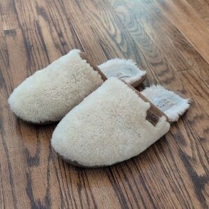 UGG Fluffette Slippers